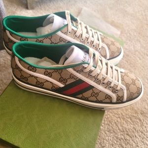 Brand new mens 1977 Gucci tennis sneakers